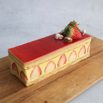 【店頭受取り】サンクスケーキ「春薫るフレジエ」