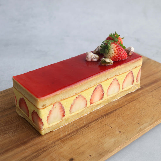 【店頭受取り】サンクスケーキ「春薫るフレジエ」